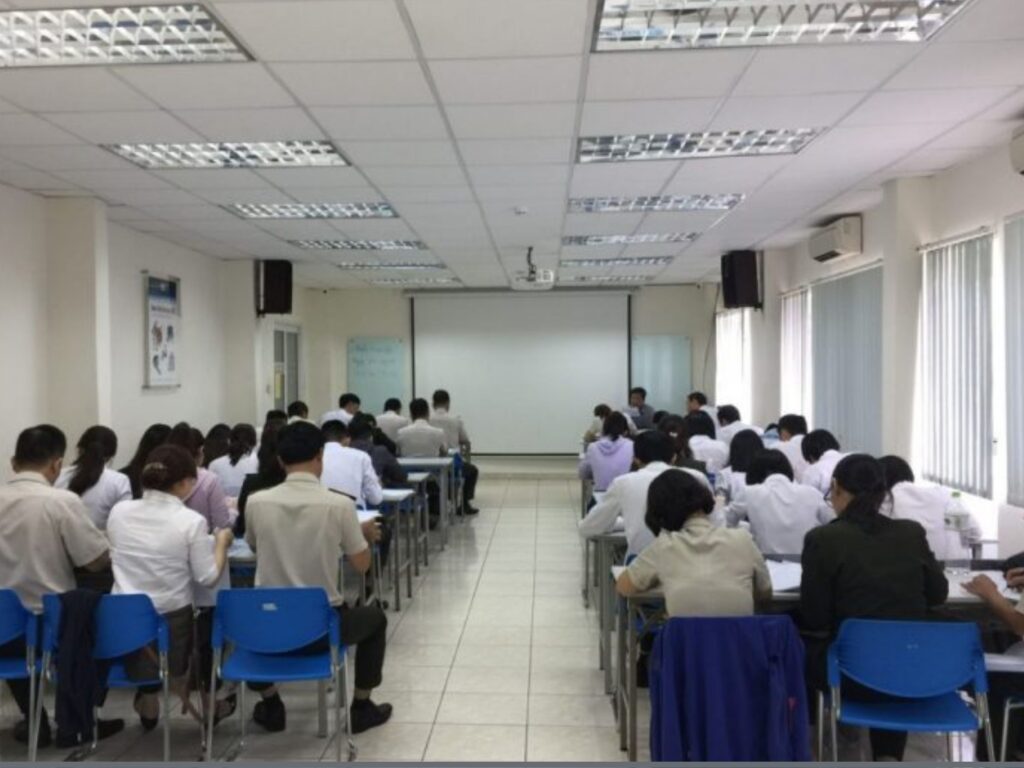 Huấn luyện an toàn lao động
